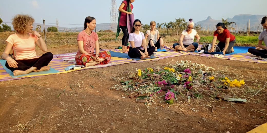 Yasoda的印度瑜伽朝聖之旅 - 女性瑜伽課程